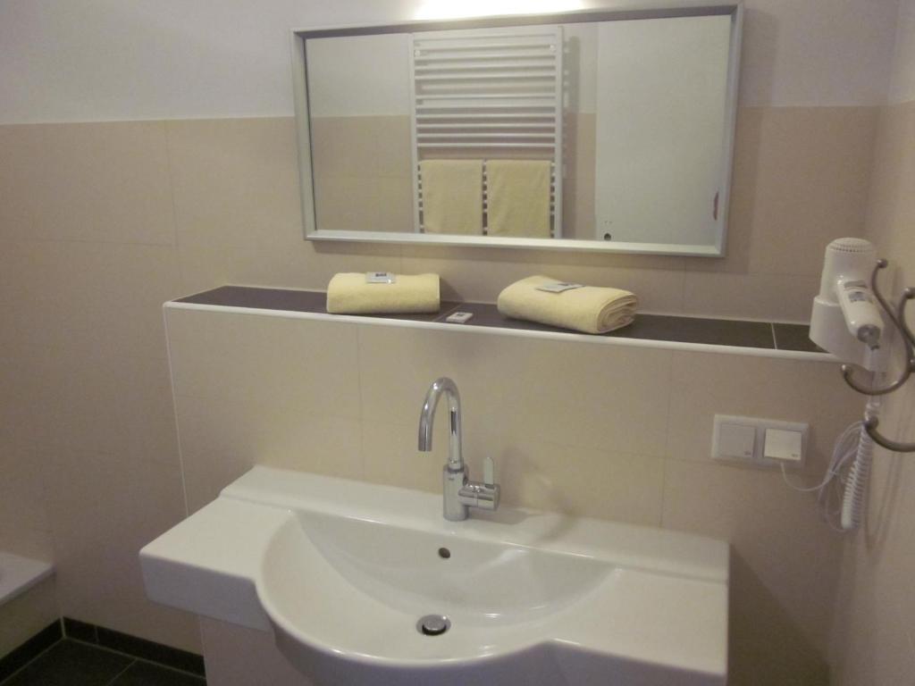 Hotel Waldesruh Дюссельдорф Номер фото