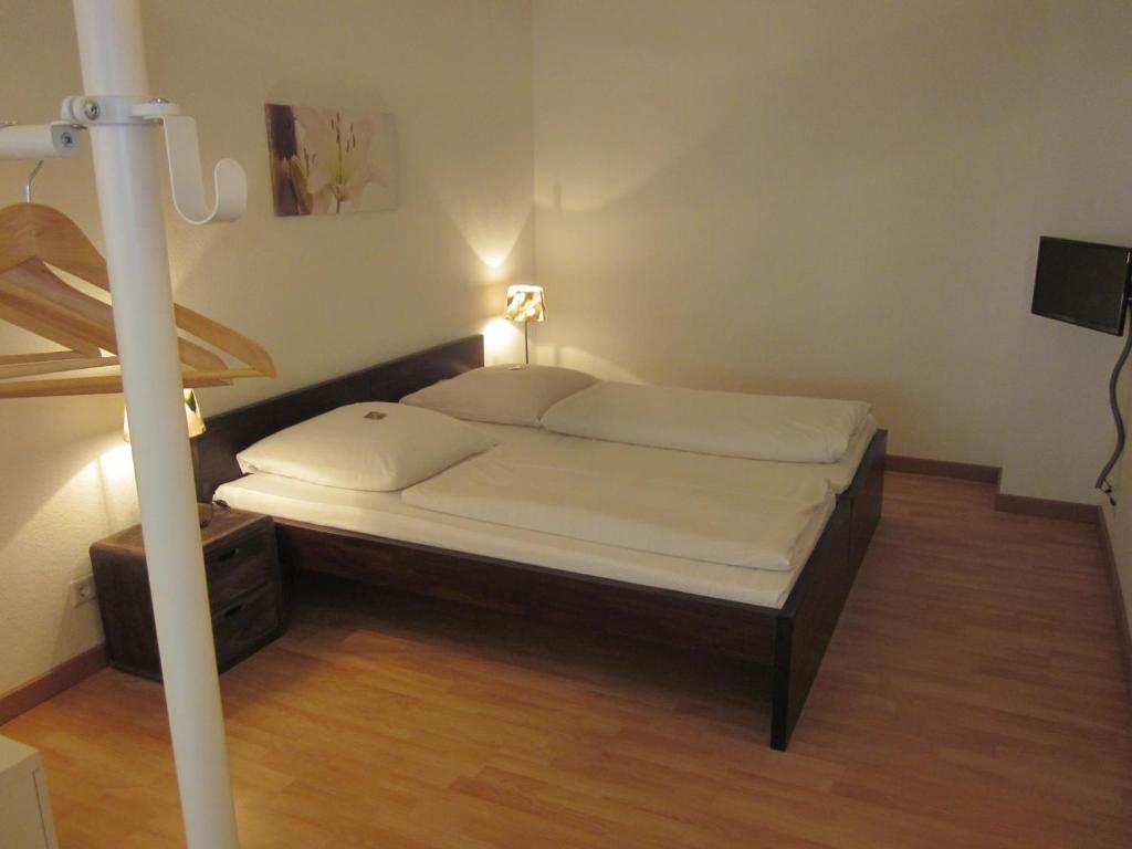 Hotel Waldesruh Дюссельдорф Номер фото